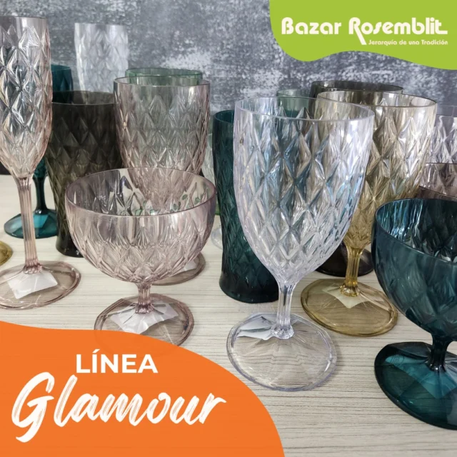 | Línea Glamour ❤️ |

No solo es hermosa, sino que su calidad es ¡INCREÍBLE! 

Son de acrílico e ideales para ¡los días de calorcito que se vienen! Ya sea picnic o pileta 🔥☀️

Conseguí la tuya en la web

¡Además podés aprovechar estas promos! 
-10% de descuento por pago con transferencia 
-3 cuotas sin interés

📦Hacemos envíos a todo el país

#bazar #BazarRosemblit #Cocteleria #Casa #Bartender #bazargastronomico #gastronomia